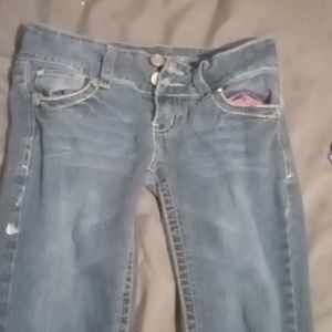 Sizé3/4 Bubblegum jeans low rise. One small smudge of paint shown in photos